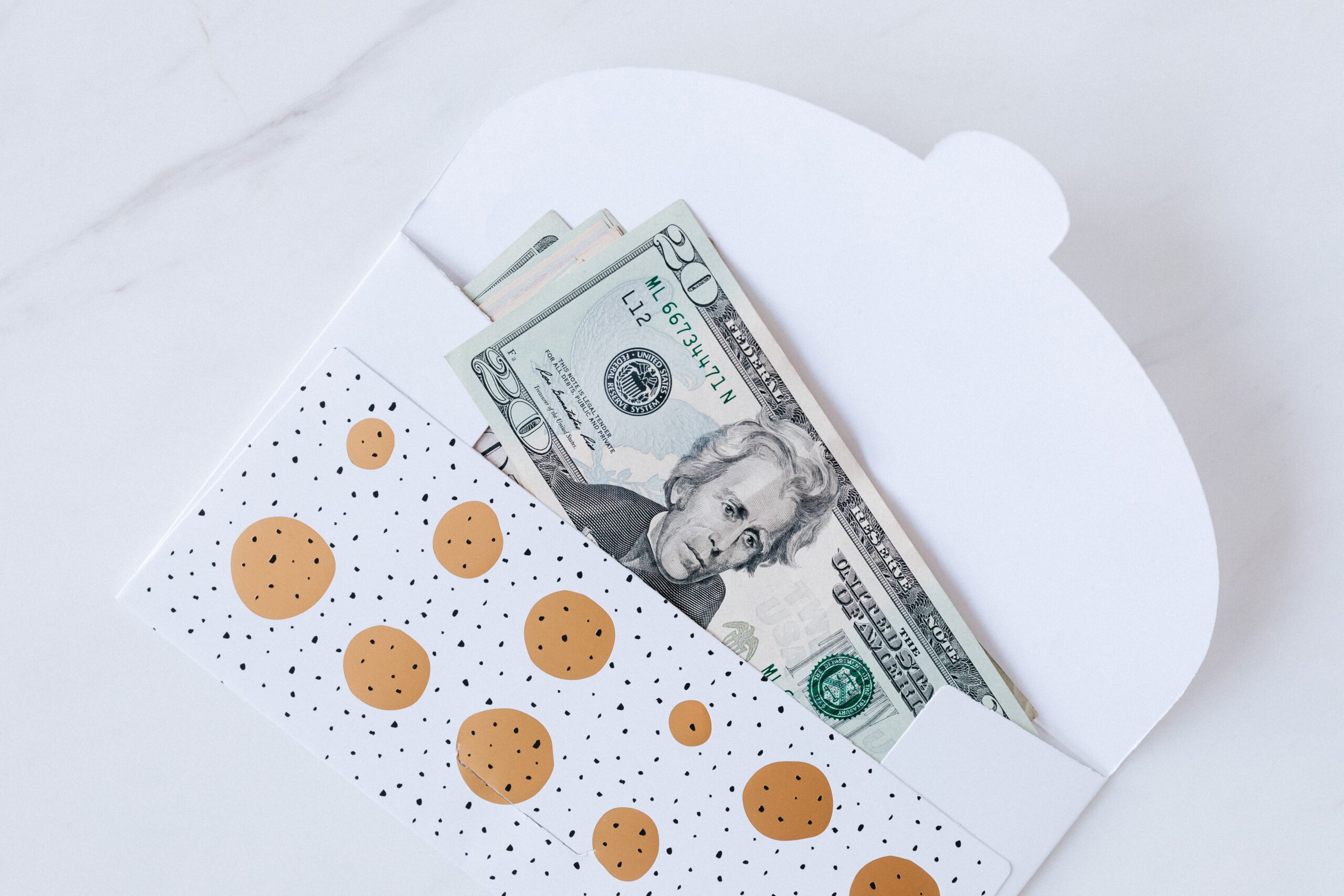 How to Save Money for your Business with the Cash Budgeting Envelope System
